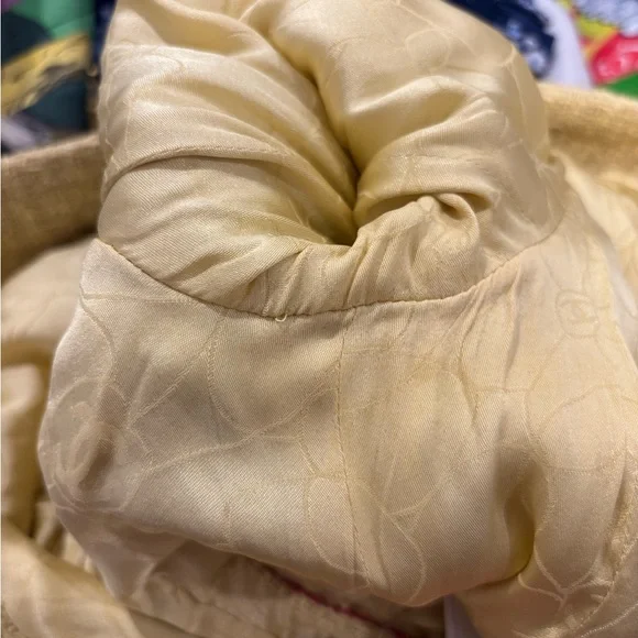 ****SOLD*** Chanel Spring 2006 Runway Yellow Tweed Jacket - Picture 11 of 12